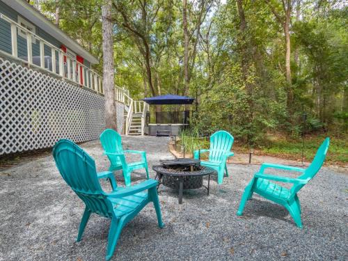 Atkinson Casa | Satilla Woods Cabin & Hot Tub