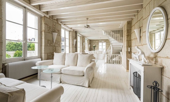 Saumur Villa | Saumur en Blanc - Cuatro Habitaciones Villa, Capacidad 8