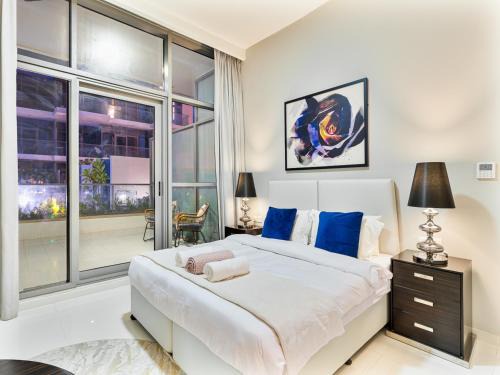 Dubai Apartamento | Savis Homes - Furnished Spacious Studio in Golf Promenade 2A by Damac Hills