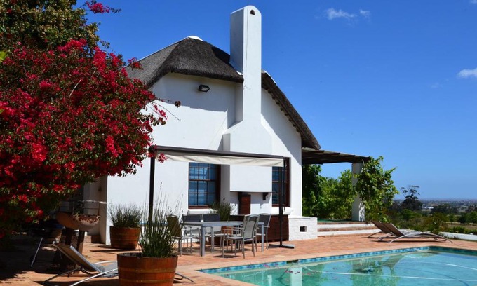 Trawal Apartamento | Saxenburg Wine Farm