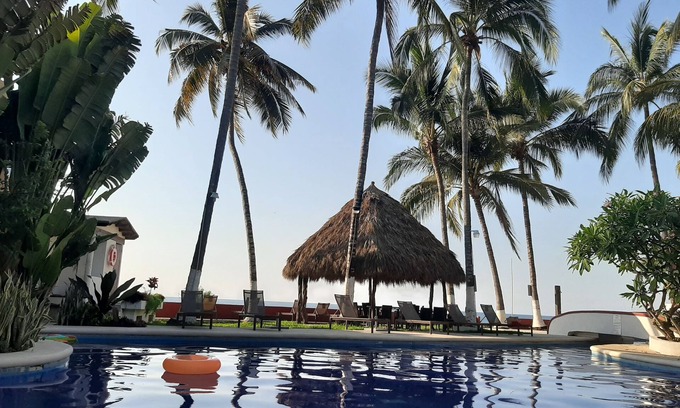 North End Casa | SAYULITA CASA GUITRON