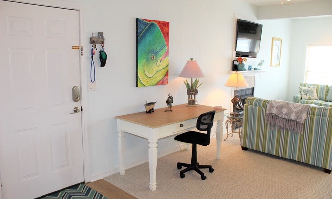 Manteo Condominio | SBC401 - Shallowbag Bay Club 401