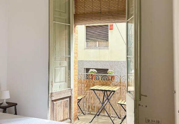 Terrassa Apartamento | SC Apartamento céntrico con balcón
