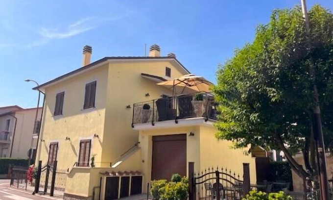 Narni Scalo Apartamento | Scappo in Umbria, La rocca