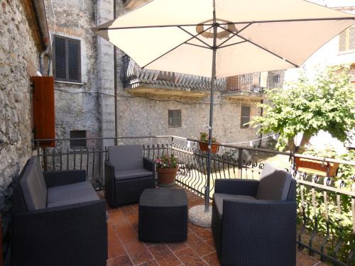 Amelia Casa | Scappo In Umbria, La casa dei nonni
