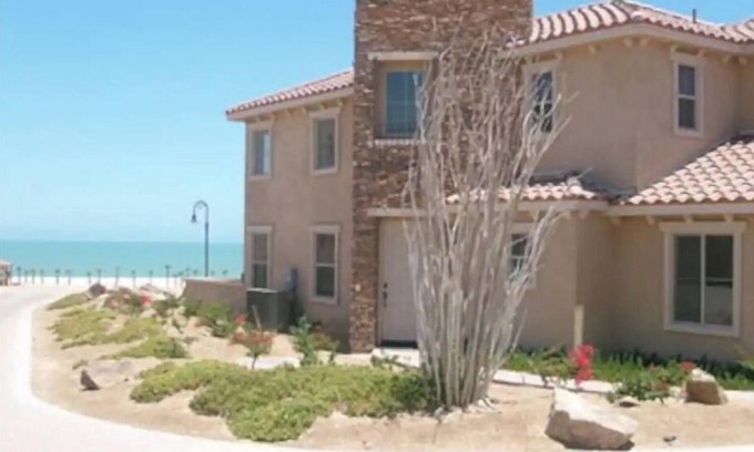 Verdugo Casa | Scenic condo by Sea of Cortez- w/ WiFi & Netflix