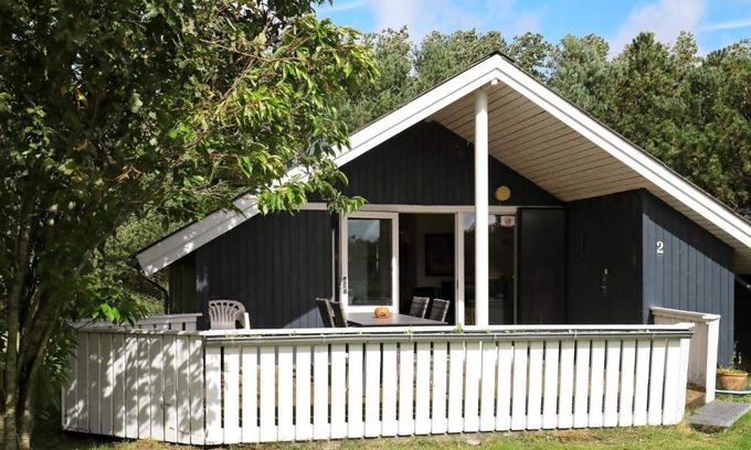 Vemb Casa | Scenic Fjord Retreat-By Traum