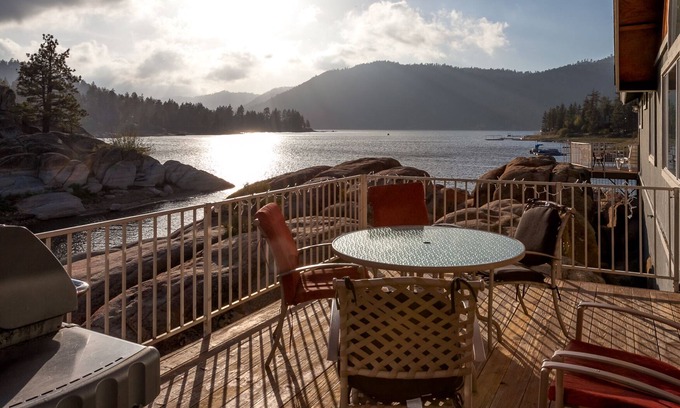 Boulder Bay Casa | Scenic Lakefront Home at a Great Price