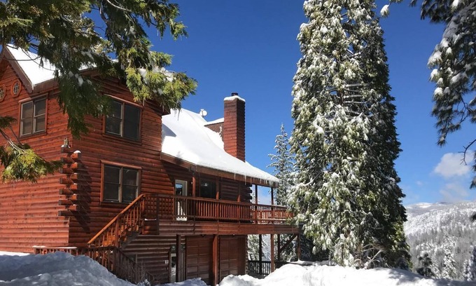 Yosemite National Park Casa | Maravillas Escénicas y pequeño escénica es un dúplex de 6 dormitorios, y dos de 3 dormitorios, dos unidades de baño, que c ...