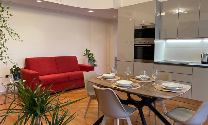Province of Cagliari Apartamento | Scent of Helichrysum - Panoramic 6th Floor Flat, Bright, New & Well Connected
