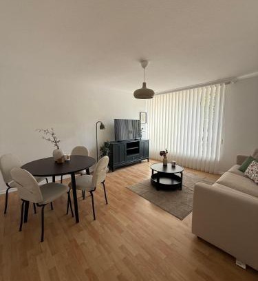 Bad Wilhelmshoehe Apartamento | Schöne Wohnung gegenüber Bahnhof
