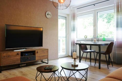 Wolfsburg Apartamento | Schönes Apartment mit Garten- Loggia- Parkplatz- Waschmaschine