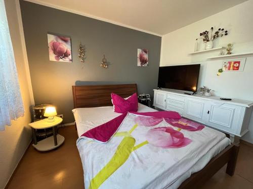 Region Hannover District Apartamento | Schönes Haus mit 3 Zimmern Küche Bad & Wohnzimmer 2 Parkplätze