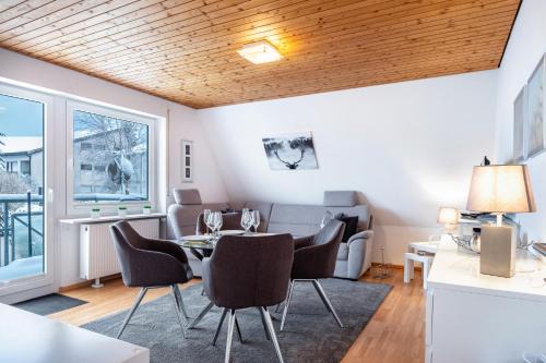 Schoenwald Apartamento | Schwarzwaldblick D App 10 mit Pool