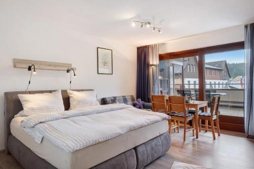 Schoenwald Apartamento | Schwarzwaldliebe mit Pool, Sauna