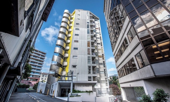 Newton Apartamento | Scotia Tower Garden Apartment