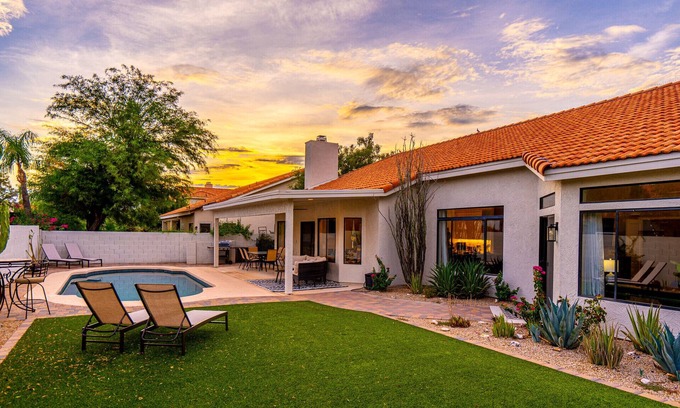 Paradise Park Vista Casa | Scottsdale Designer's Dream | Pool | Game Room | Ping Pong Table