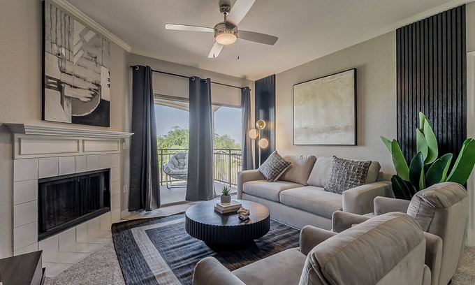 North Scottsdale Apartamento | Scottsdale Getaway 2BR/2BA Pool Gym Free Parking