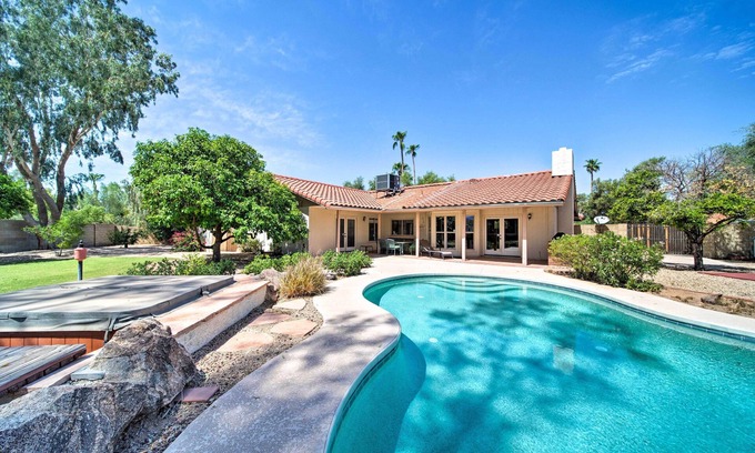 Buenavante Casa | ¡NUEVO! Acogedora casa de Scottsdale con piscina privada y bañera de hidromasaje