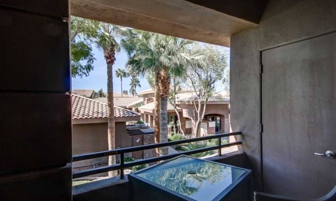 Raskin Estates Condominio | Scottsdale - Popular area...close to golf, shops, dining, hiking.