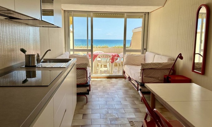 Senigallia Apartamento | SE084 - Senigallia, new sea front apartment at the ''Pyramids''