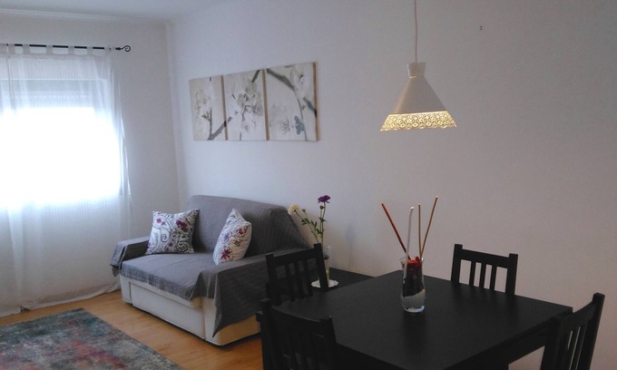 Ponta Delgada Apartamento | Sea and Mountain Apartment