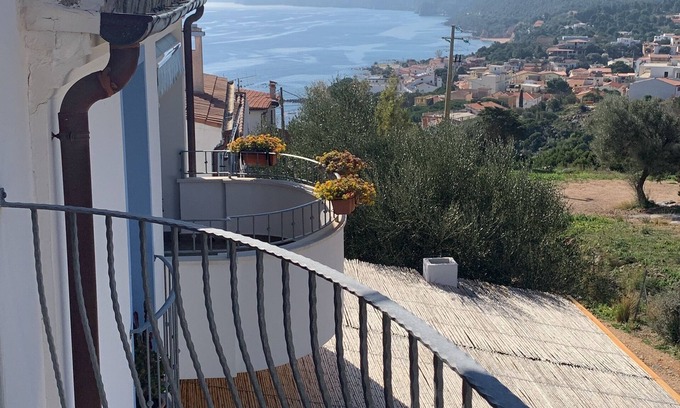 Cala Gonone Apartamento | Sea and mountain views at Marcello's