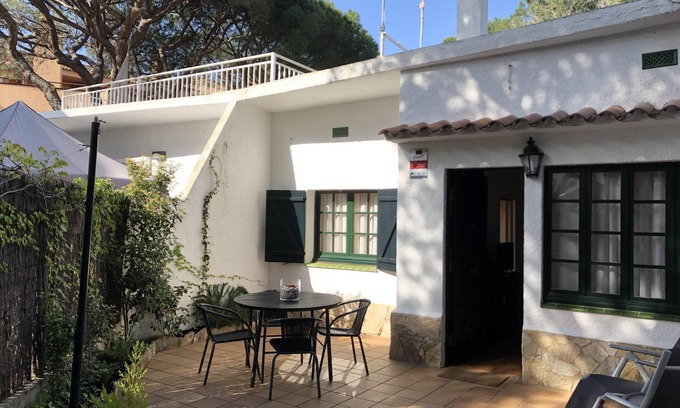 Platja d'Aro Casa | Mar i Pins. Encantadora Casita con Jardín a 1 minuto de la Playa y del Centro