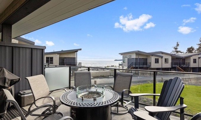 Black Creek Casa | Sea and Ski at The Beach House