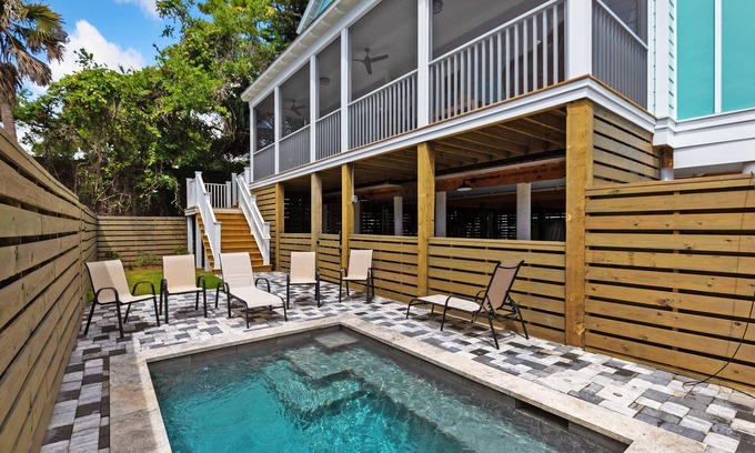 Folly Beach Casa | Sea Breeze Collection: Spacious 15BR Retreat Steps from Folly Beach!