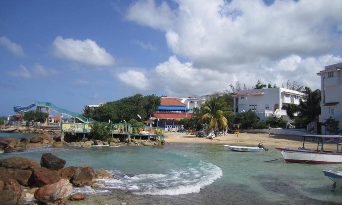Runaway Bay Condominio | Sea Breeze Escape - Resort Condo in Runaway Bay