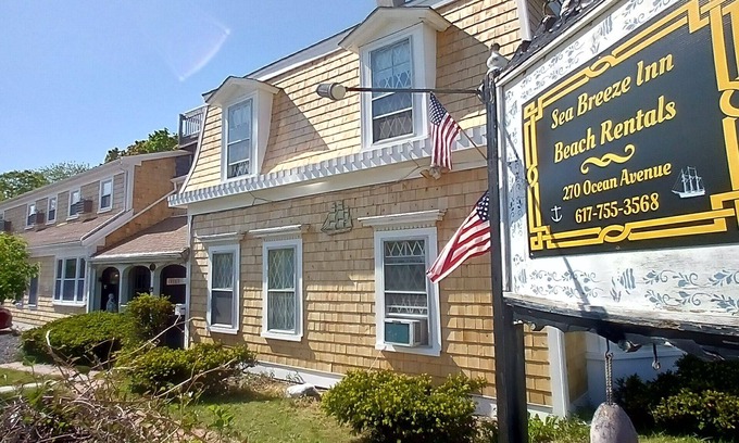 Hyannis Casa | Sea Breeze Inn