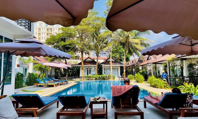 Mittakpheap Hotel | Sea Breeze Resort