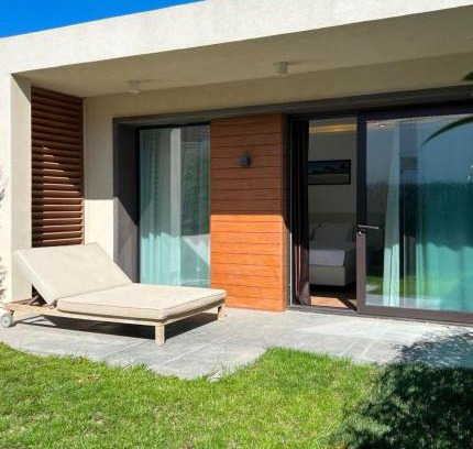 Nardaran Casa | Sea Breeze White Villa 1