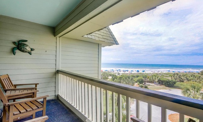 Isle of Palms Villa | Sea Cabin 306-A