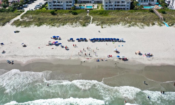 Ocean Drive Apartamento | Sea Cloisters 203B Condo