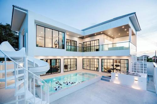 Na Chom Thian Casa | Sea'cret Stay Villa Pattaya พัทยา พูลวิลล่าพัทยา ใกล้ทะเล