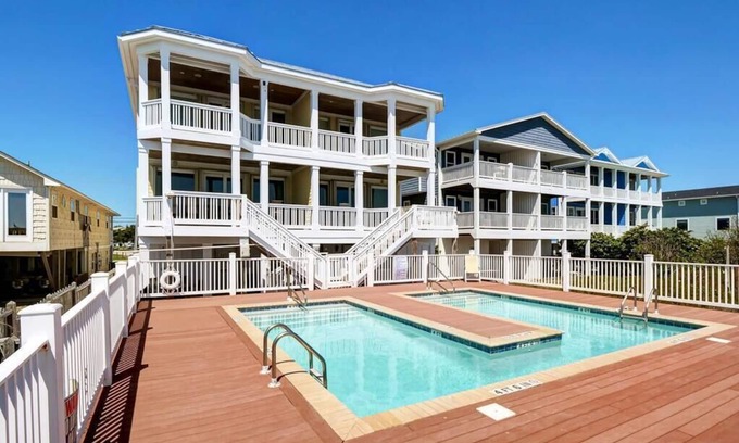 North Carolina Coast Villa | Sea Forever Summary: