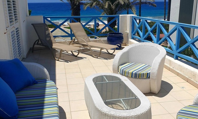 Chlorakas Villa | Villa frente al mar cerca de Paphos, 4 habitaciones y jacuzzi