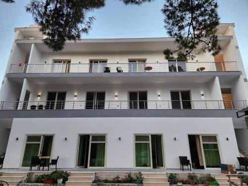 Vlore Casa | Sea Front Villa