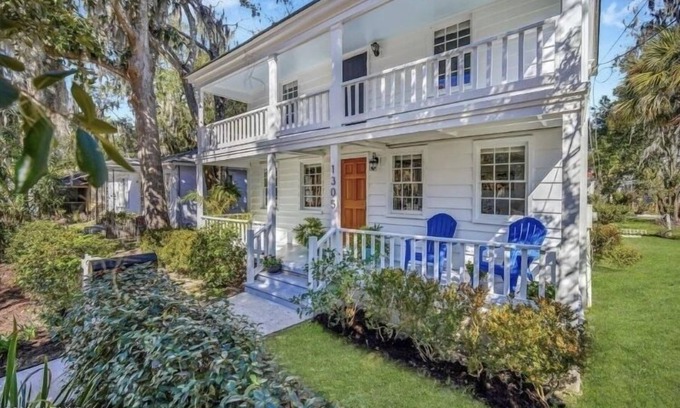 Northwest Quadrant Casa | Sea Glass Cottage on Duke - Three Bedrooms Downtown Beaufort