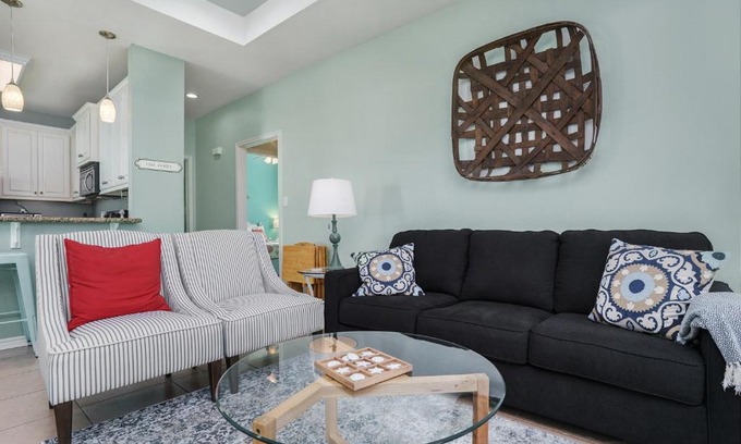 Crystal Beach Casa | Sea Glass Cottage