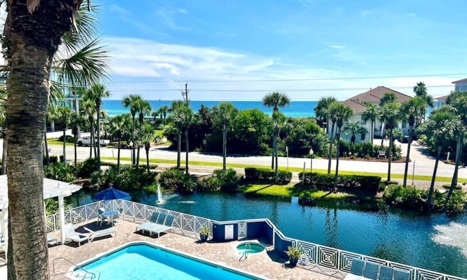 Gulf Place Condominio | Sea La Vie Cabanas Condo #308 4 Pools, Private Beach Access, Hot Tubs, Shopping