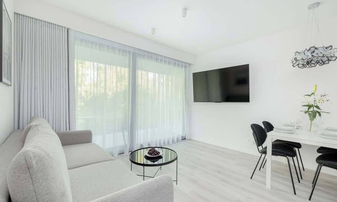 Uniescie Apartamento | Sea&Lake | Sophisticated Studio | Parking