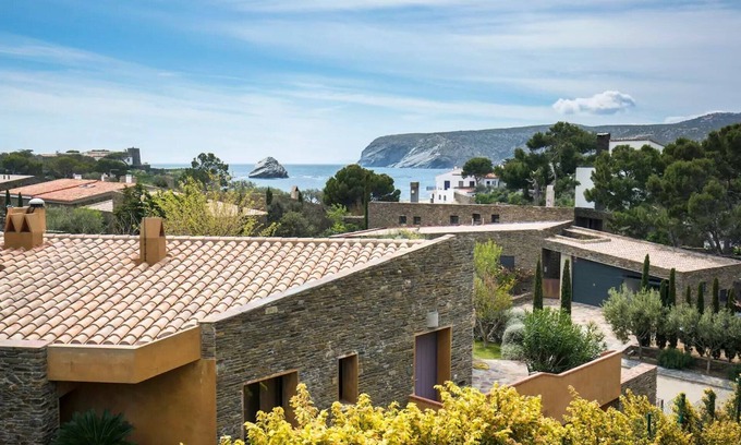 Cadaques Casa | Sea & Mountain views house