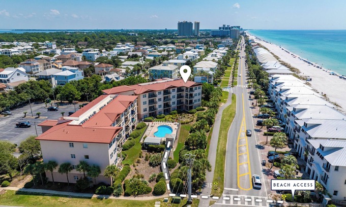 Frangista Beach Condominio | Sea N'Blue*Pool+Hot Tub*Dogs OK*Walk to Beach!
