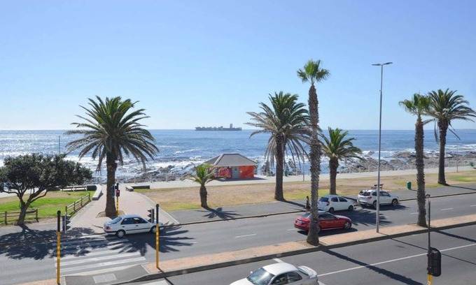 Sea Point Apartamento | Sea Point Luxury Four Bedroom Apartments