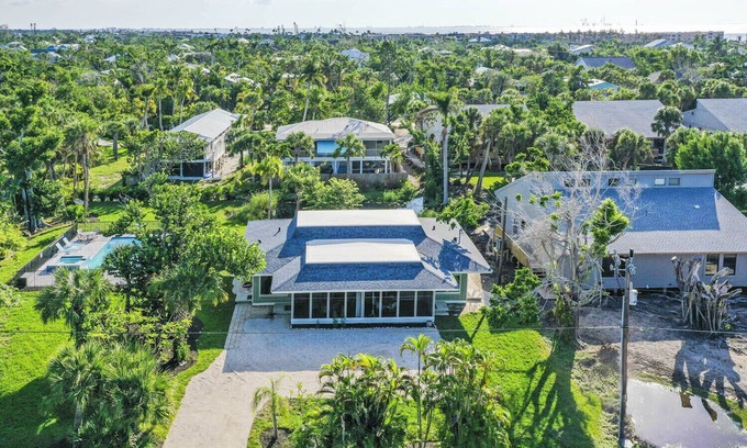 Beachview Country Club Estates Casa | Sea Song 2