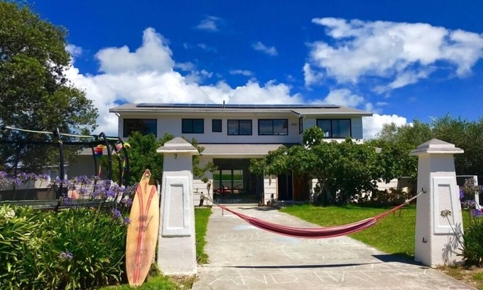 Oneroa Casa | Factor XOX:) ¡Vacaciones puras en la isla Waiheke!