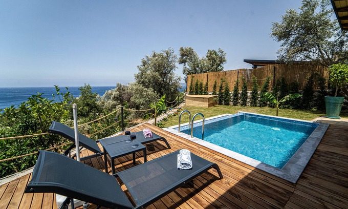 Fethiye City Center Villa | sea view and infinitive pool